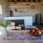 Malandrino Nyaraló